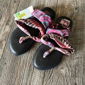 Sank Squish Me Yoga Mat Women's Sandals. 6